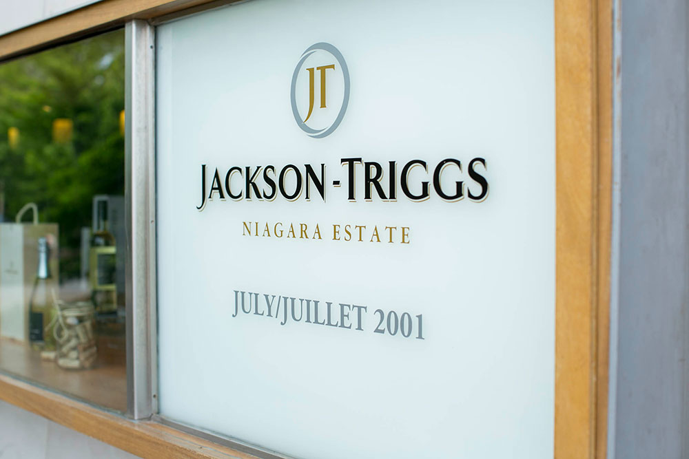 Niagara-on-the-Lake-proposals-Jackson-Triggs-Winery-photo-by-philosophy-studios-029.JPG