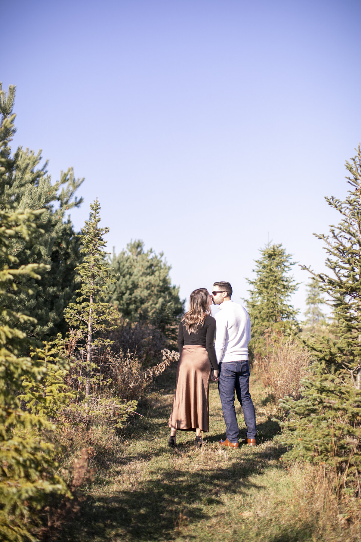Outdoor-Christmas-Mini-Session-Farm-on-Fifth-Tree-Farm-Sparkle-and-Twine-Event-Planning-photo-by-Philosophy-Studios-0016.JPG
