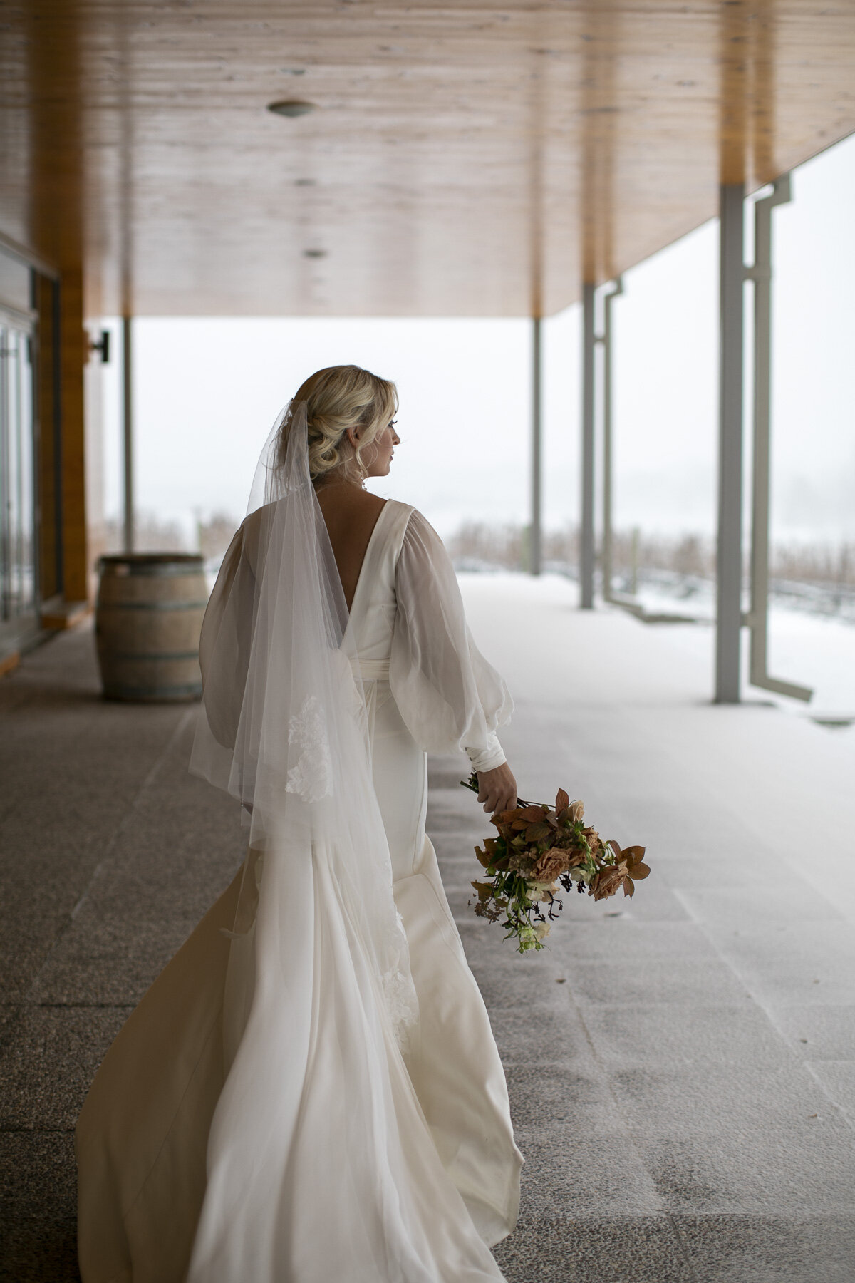 Ravine-Vineyard-Niagara-on-the-Lake-inspiration-shoot-editorial-Vineyard-Bride-Swish-List-Niagara-photos-by-Philosophy-Studios-Photography-0084.JPG