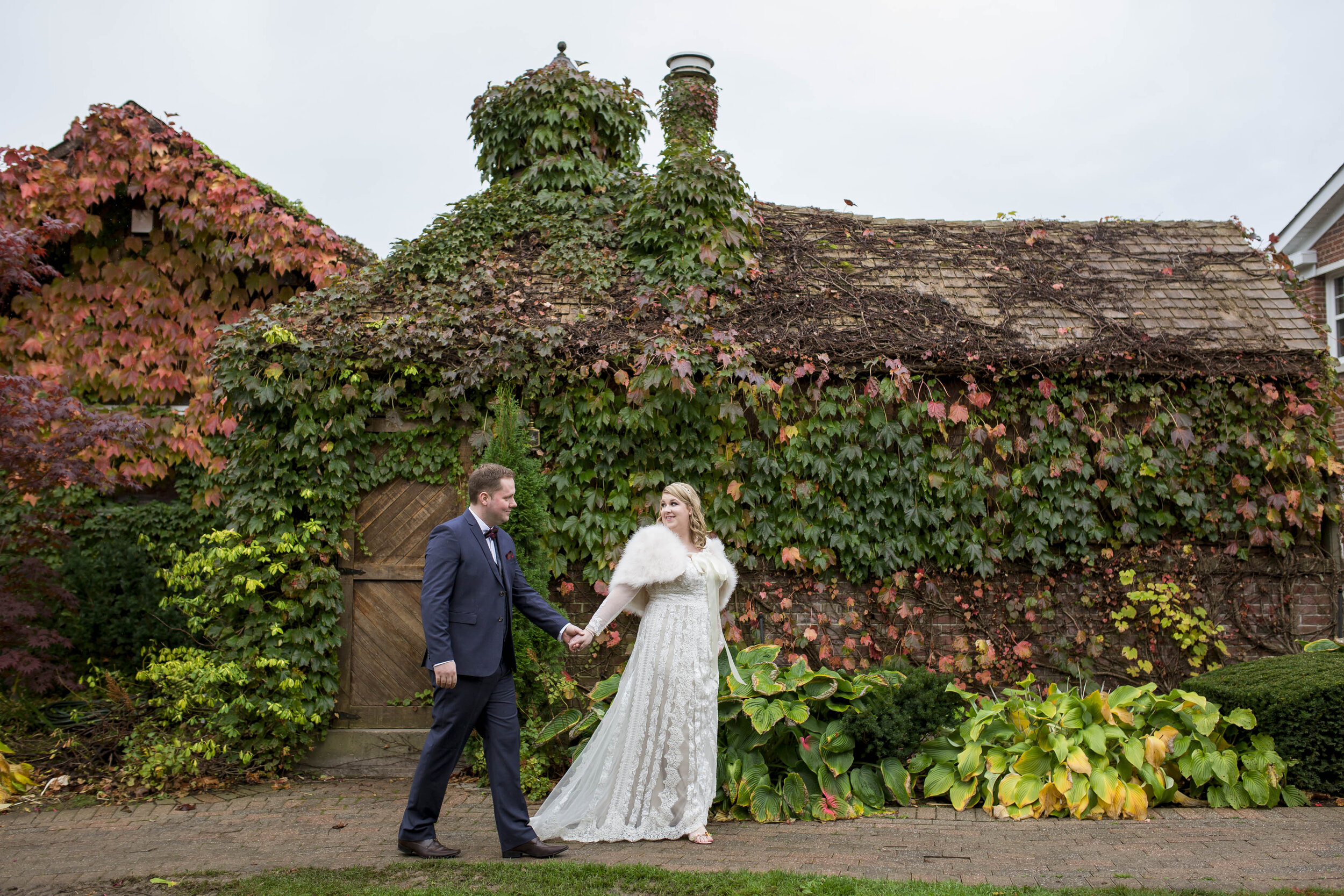 Pillar and Post Weddings in Niagara on the Lake, Ontario