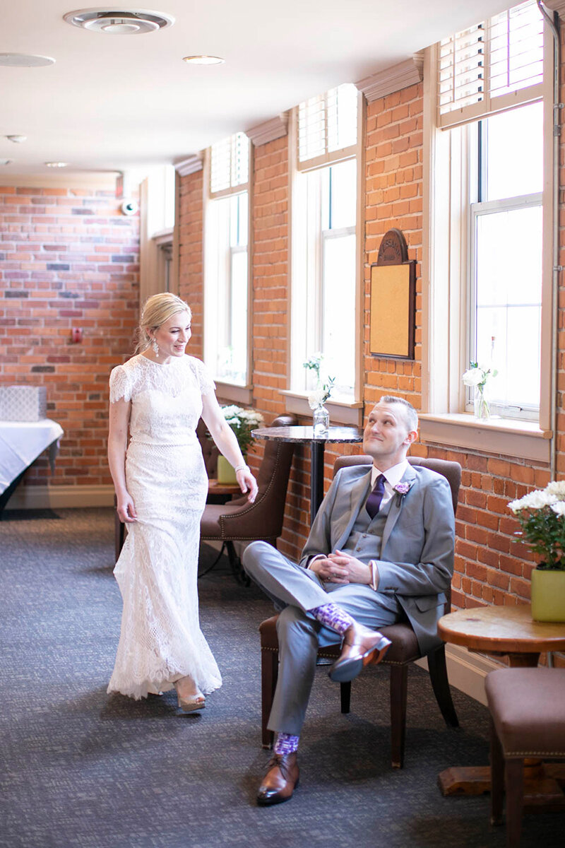 Pillar-and-Post-Wedding-Spring-Weddings-Vintage-Hotels-photos-by-Philosophy-Studios-0021.JPG