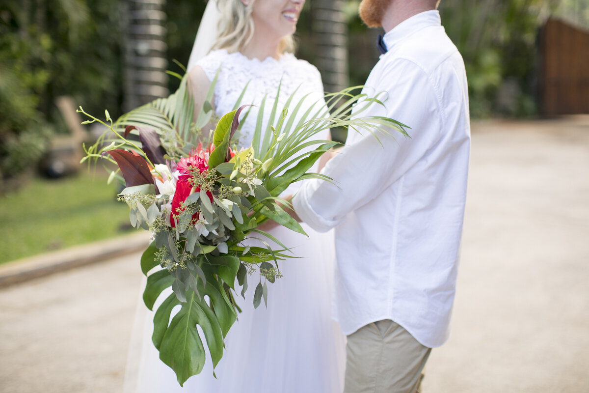Oahu-Hawaii-Wedding-Photographers-Destination-Wedding-Photographers-photo-by-Philosophy-Studios-0051.JPG