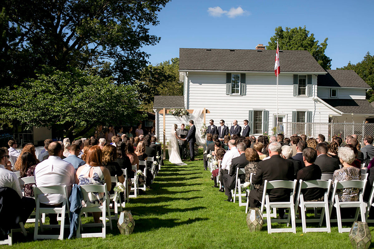 Niagara-Weddings-Private-photo-by-Philosophy-Studios-039.jpg