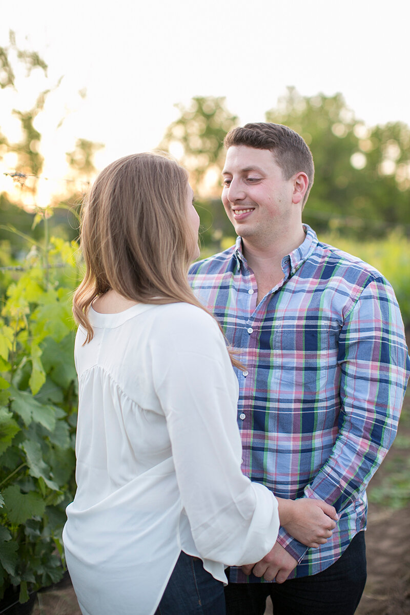 Niagara-on-the-Lake-Summer-Engagement-photos-by-Philosophy-Studios-020.JPG