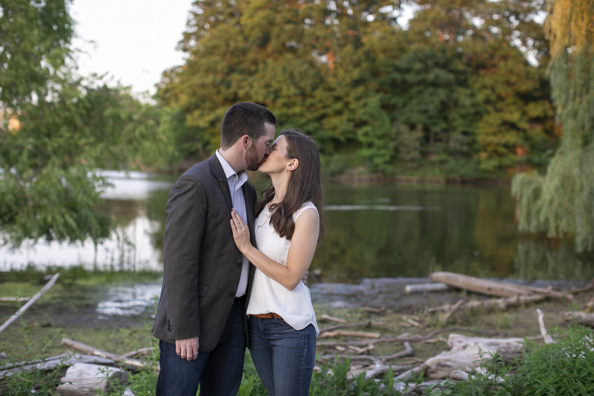 summer-engagement-session-niagara-destination-photographers-philosophy-studios-0042.JPG