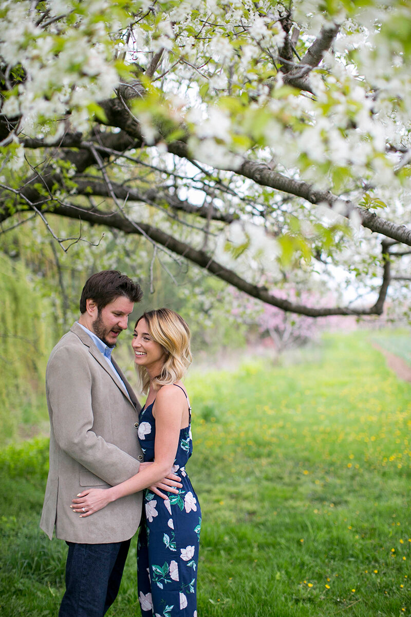Cherry-Blossoms-Niagara-Engagement-Session-photo-by-Philosophy-Studios-077.JPG