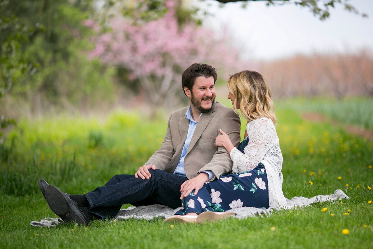 Cherry-Blossoms-Niagara-Engagement-Session-photo-by-Philosophy-Studios-089.jpg
