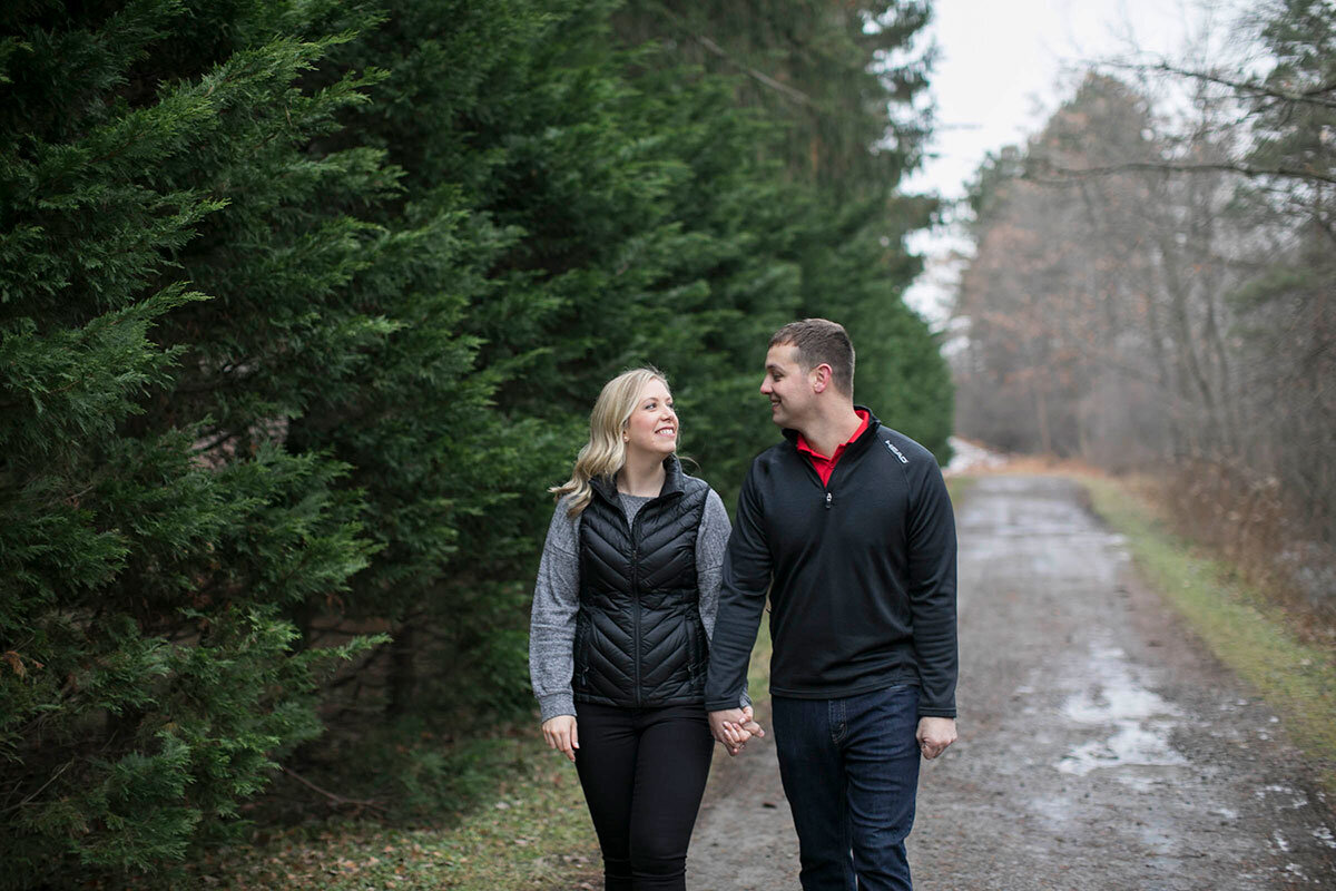 Niagara-Winter-Engagement-Session-School-of-Horticulture-photos-by-Philosophy-Studios-0027.JPG