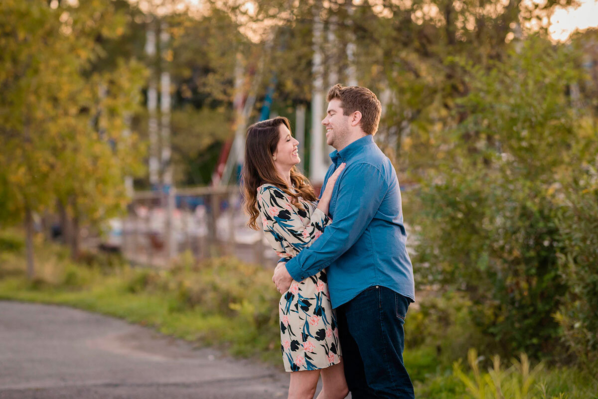 Summer-Engagement-Session-Niagara-on-the-Lake-photos-by-Philosophy-Studios-007.jpg