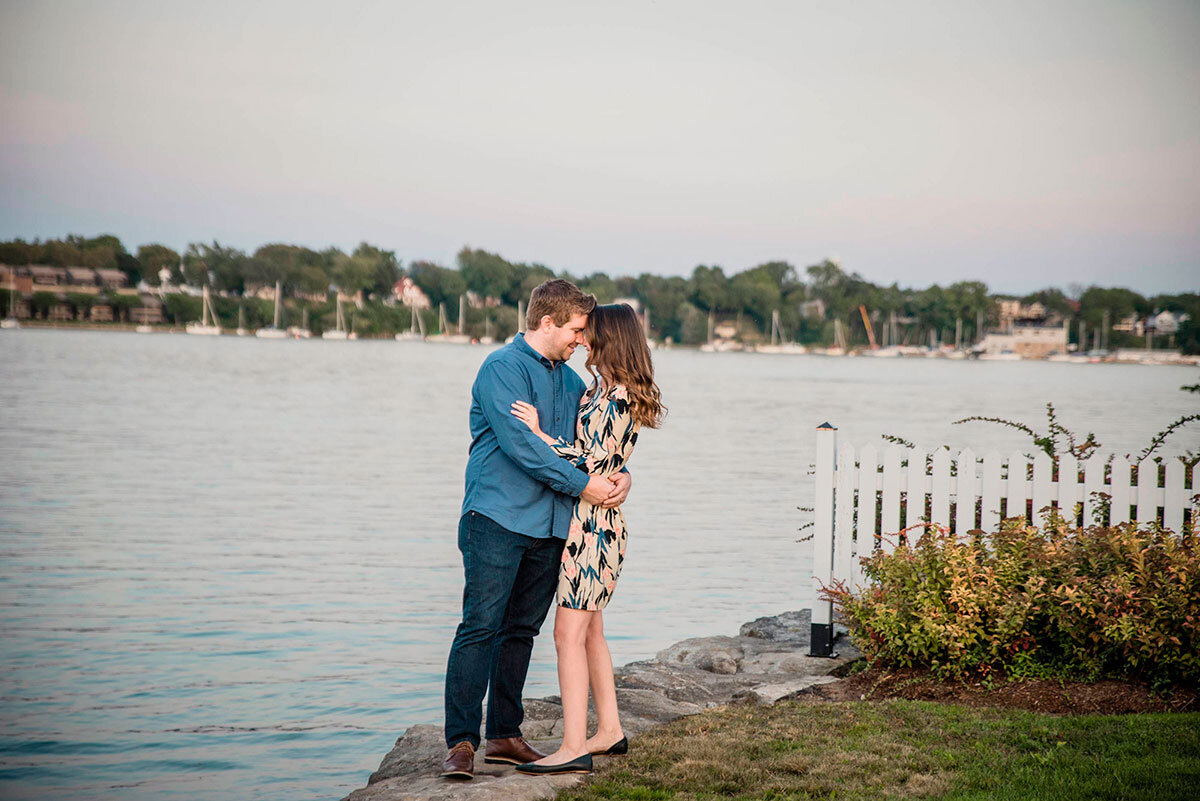 Summer-Engagement-Session-Niagara-on-the-Lake-photos-by-Philosophy-Studios-016.jpg