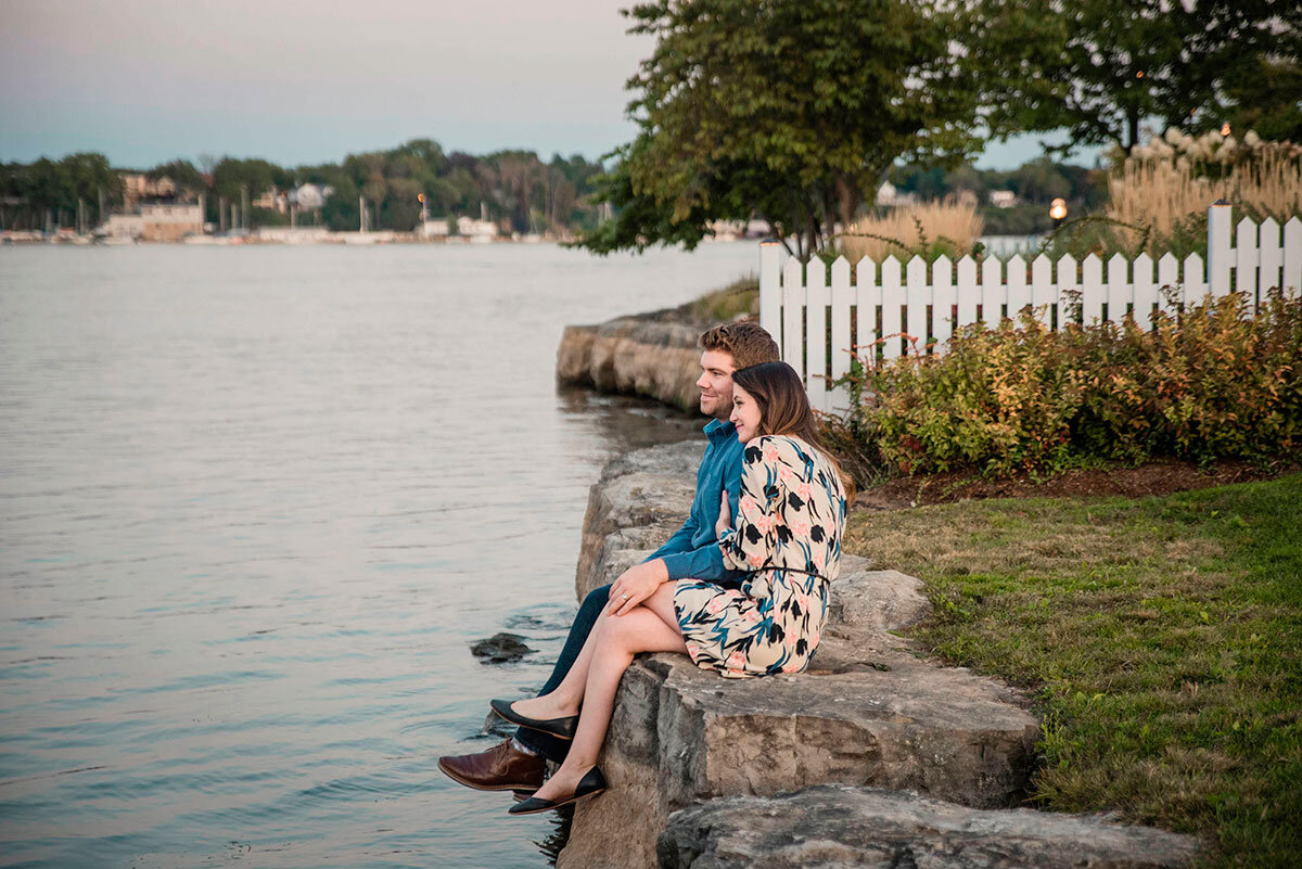 Summer-Engagement-Session-Niagara-on-the-Lake-photos-by-Philosophy-Studios-017.jpg
