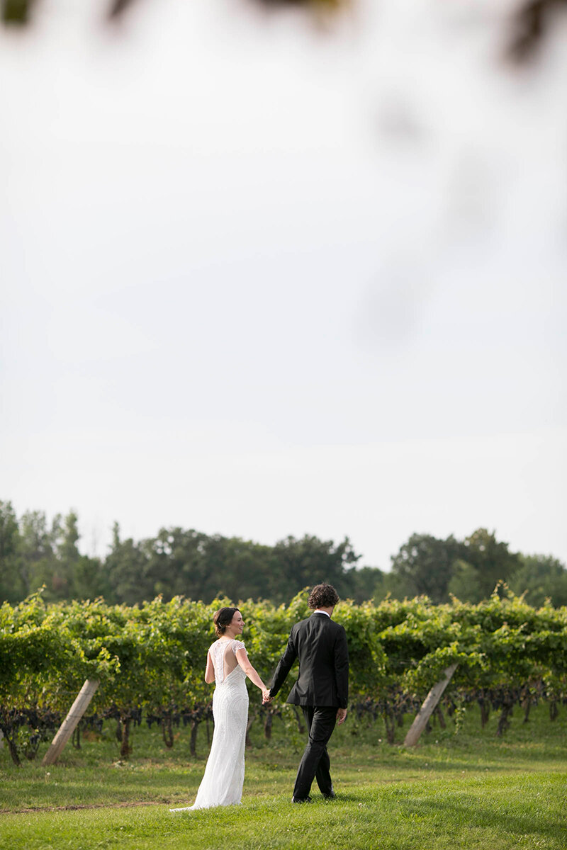 Two-Sisters-Vineyards-Wedding-Niagara-on-the-Lake-photos-by-Philosophy-Studios-0060.JPG