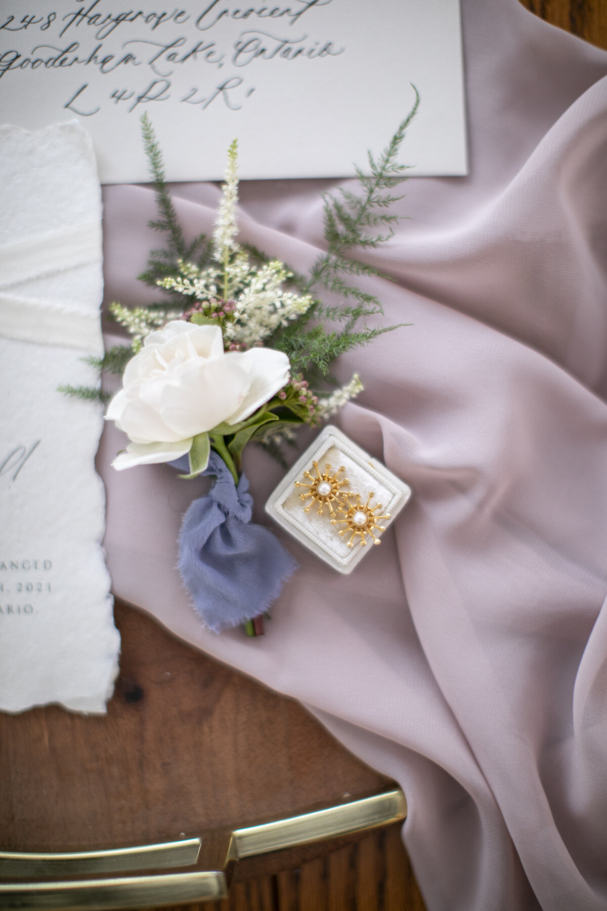 Micro-Wedding-Editorial-Winter-Elopement-Gooderham-photography-by-Philosophy-Studios-0030.JPG