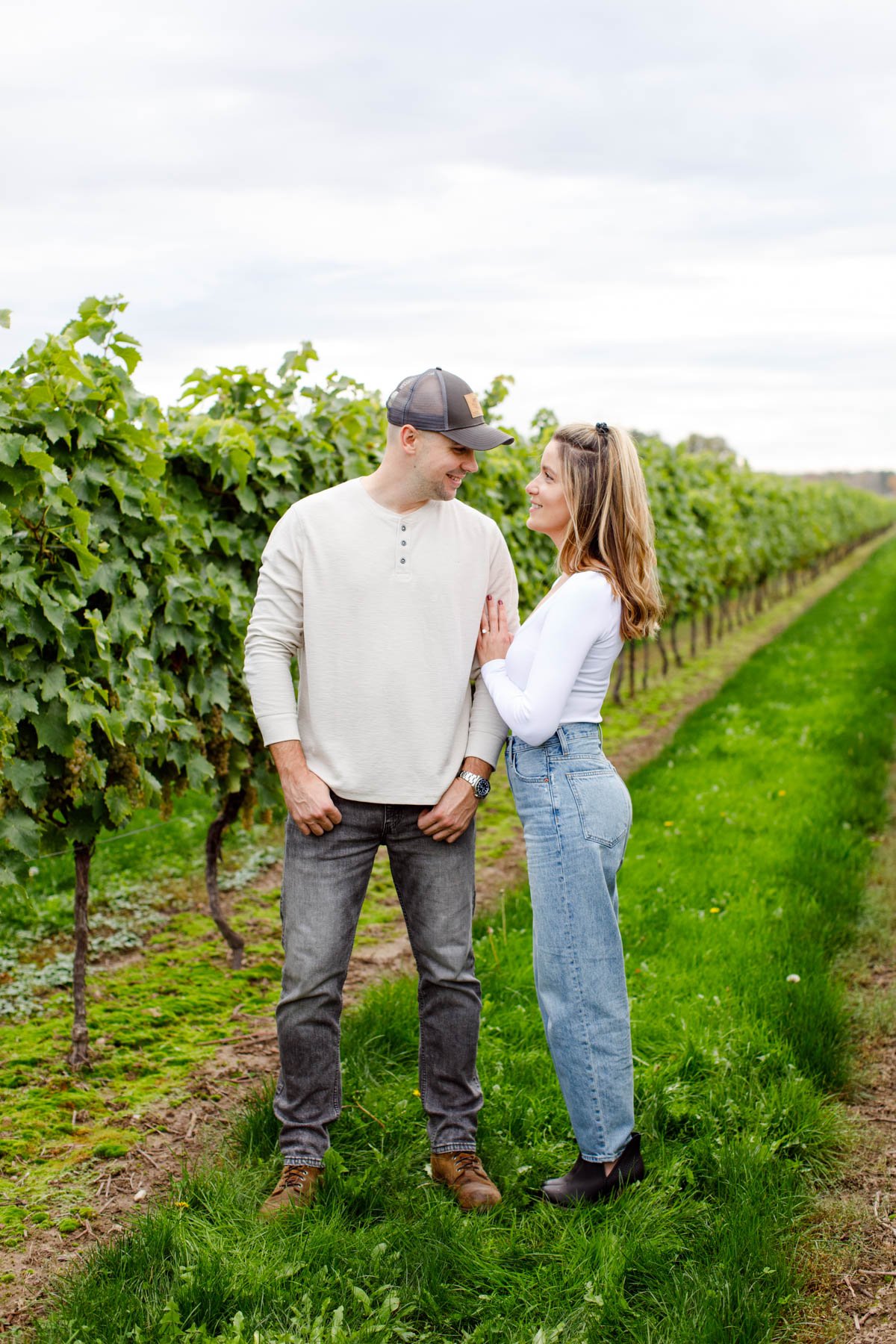 vineyard-engagement-session-beamsville-photos-by-philosophy-studios-0016.JPG