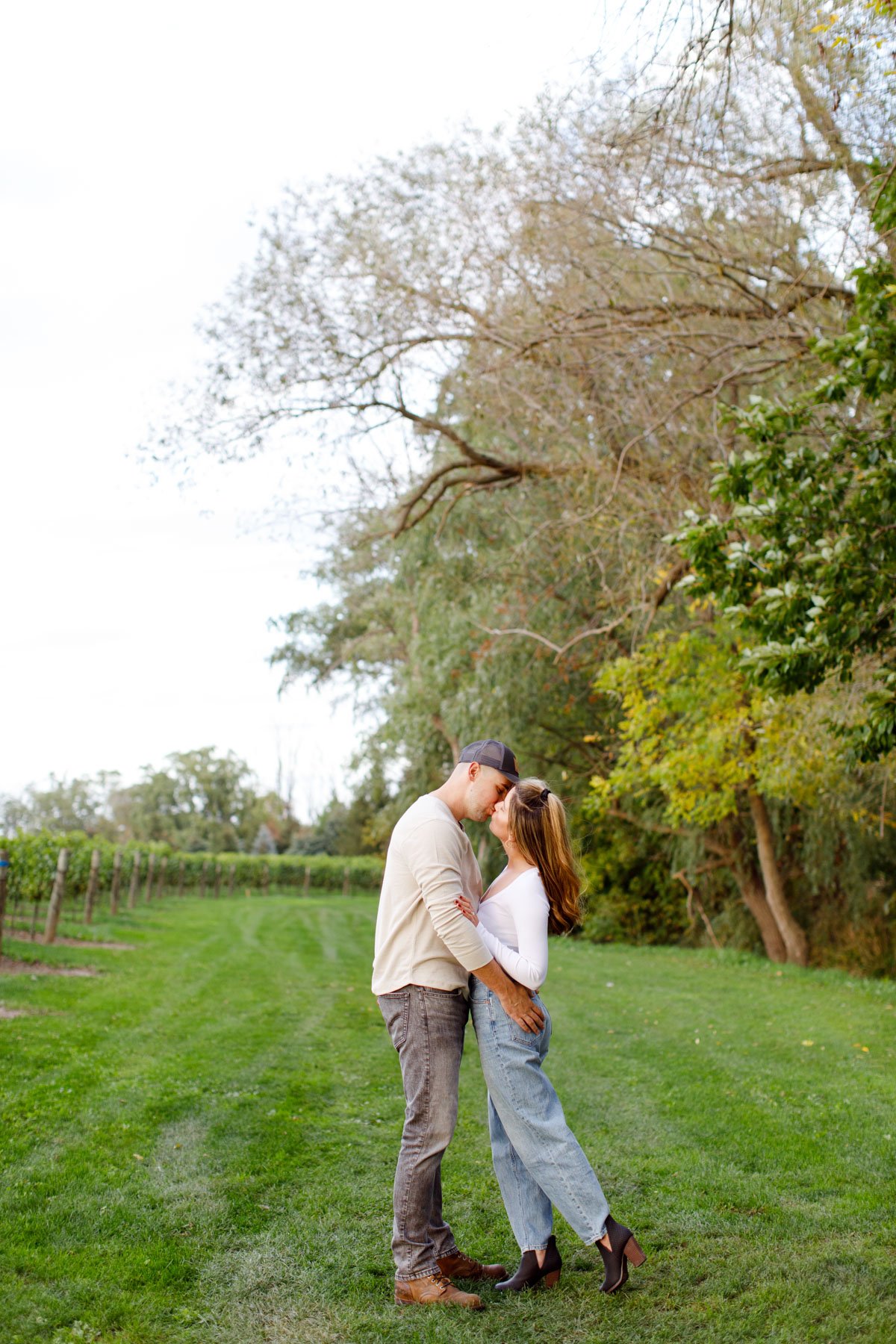 vineyard-engagement-session-beamsville-photos-by-philosophy-studios-0026.JPG