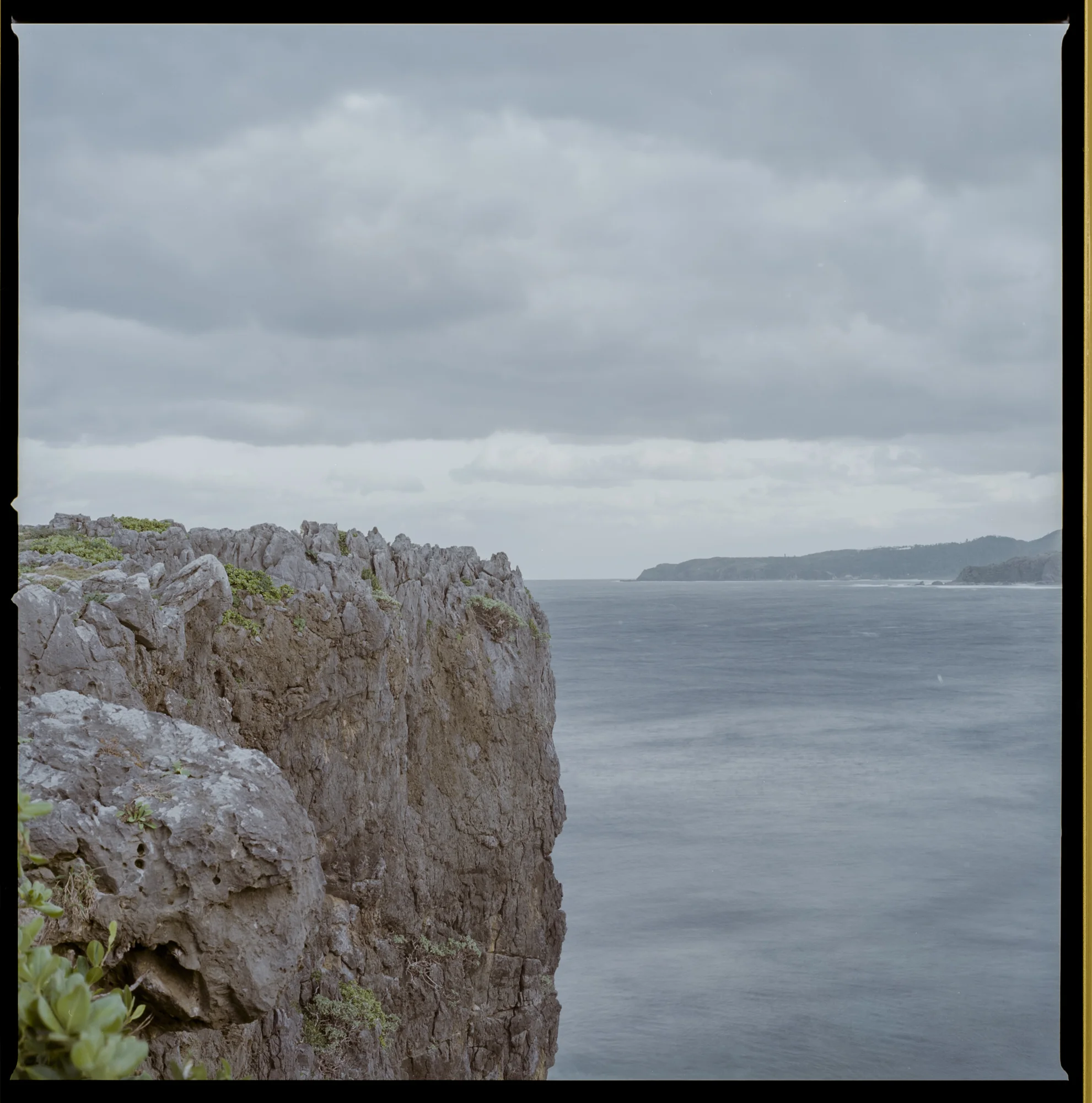 hasselblad503cw_1701_no133_77.jpg