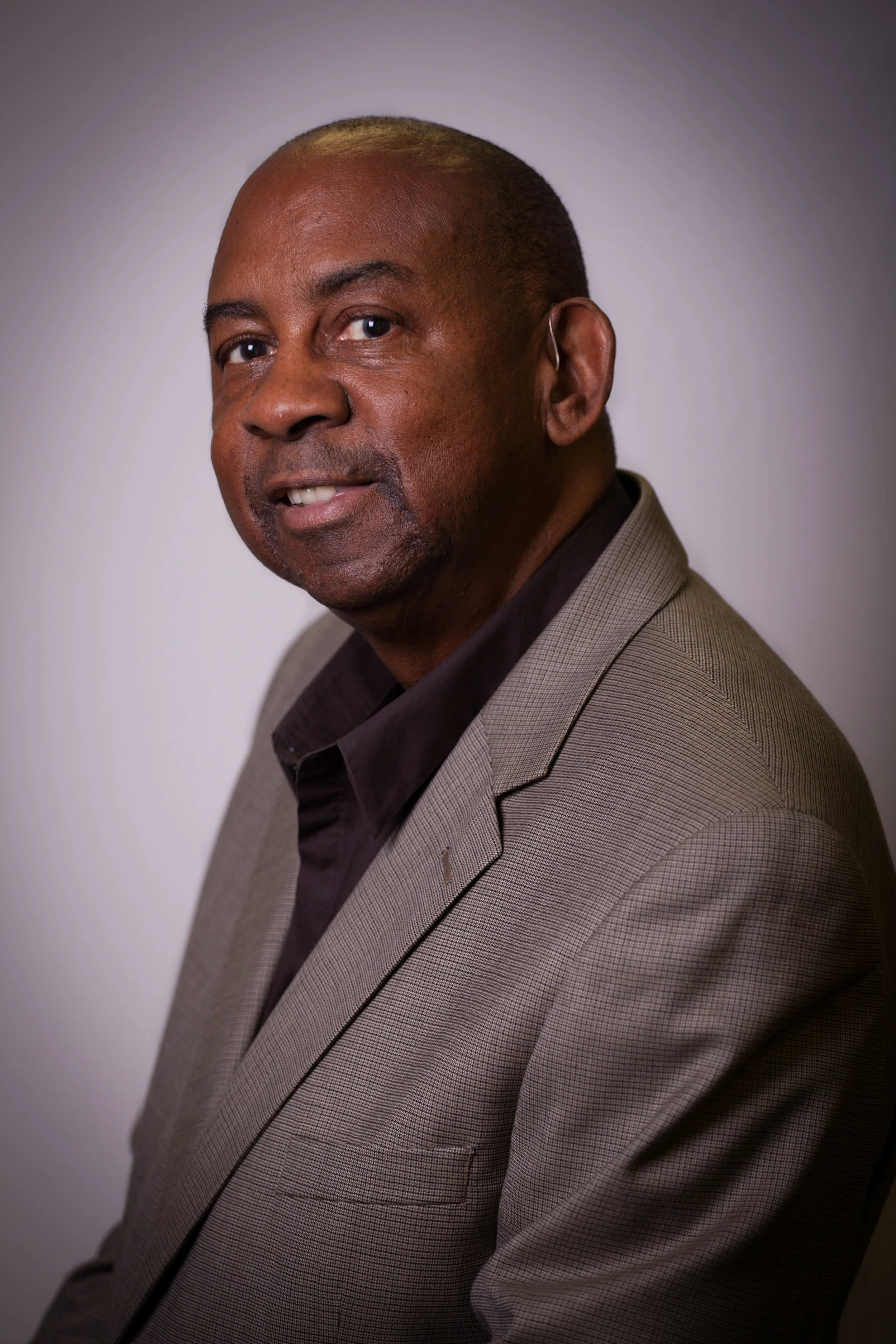 headshot sample 1 edited.jpg
