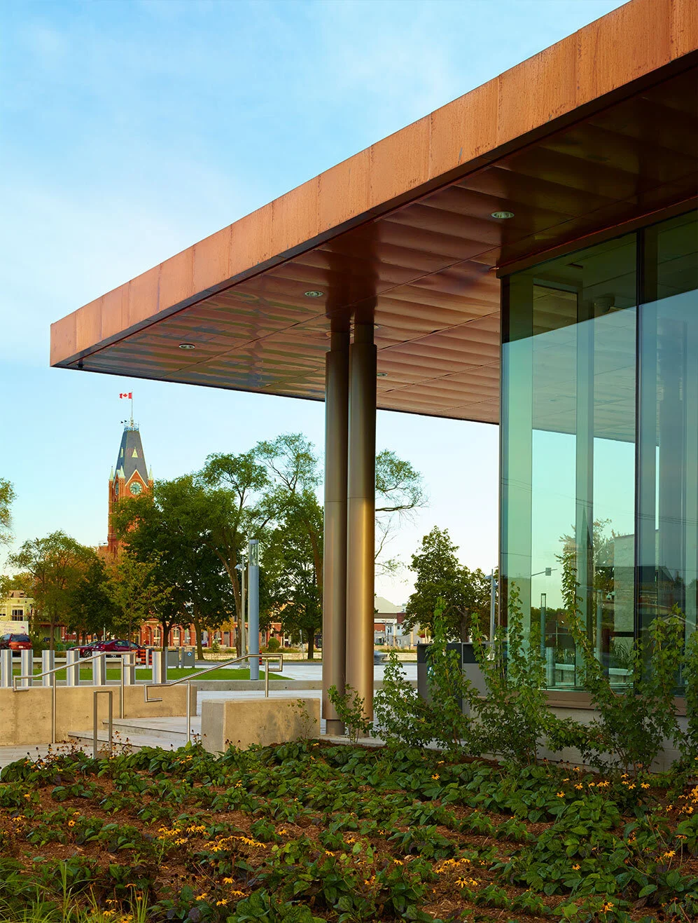 WZMH-Architects-Quinte-Courthouse-Landscape-Garden-Belleville.jpg
