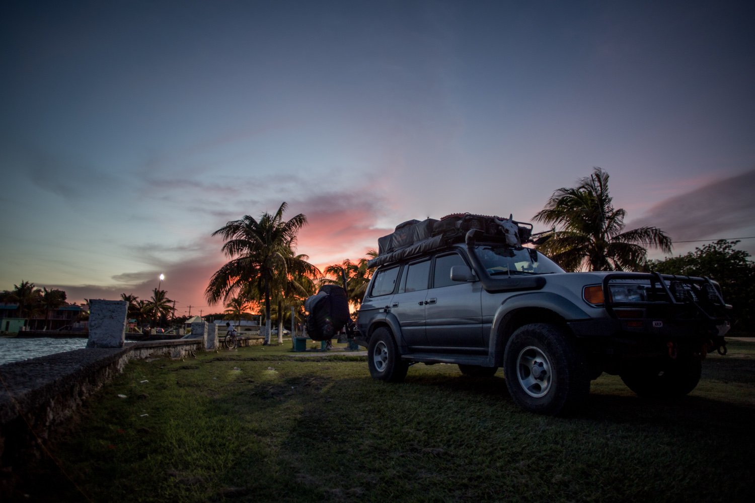 The Vagabroads and their Land Cruiser