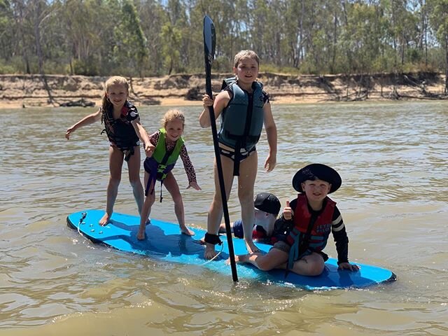 We are open today. So SUP your own way. Self hire. Stack all the cousins on one board. Do what ya like. It&rsquo;s up to you. Pay - Get a code - Go Paddle. Self hire is that easy. @echuca_moama