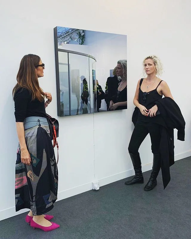 autumnal frieze wanders w @vanessamari @mary_fellowes and the hidden @jonasvanbuel 🖤🍂