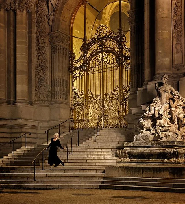 just about recovered from a week in paris 🖤 steps of the petit palais 📸 by @johnathonv 🖤 eternal love to @vanessa_vainio #minenowparis