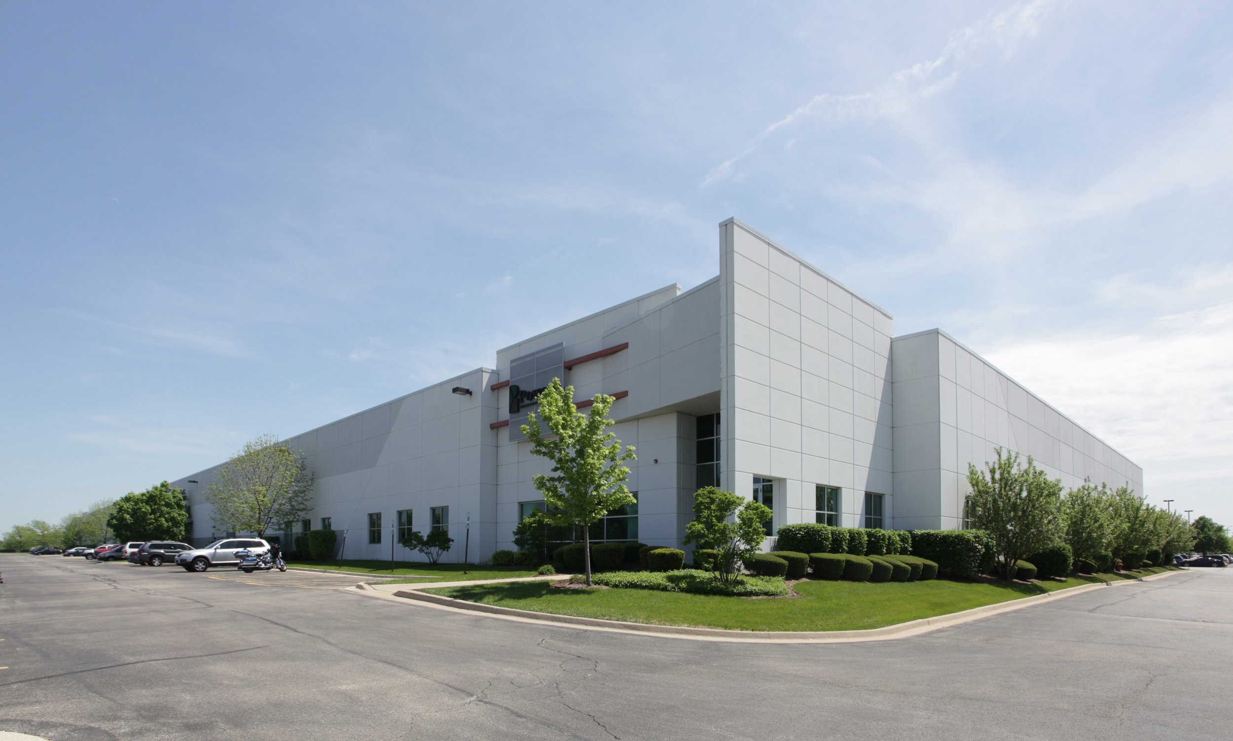  575 W. Crossroads Parkway, Bolingbrook, IL 