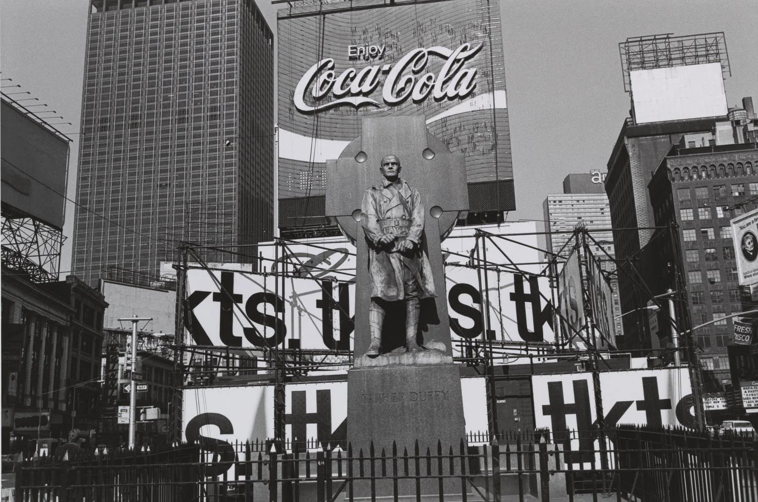 lee-friedlander-1.jpg