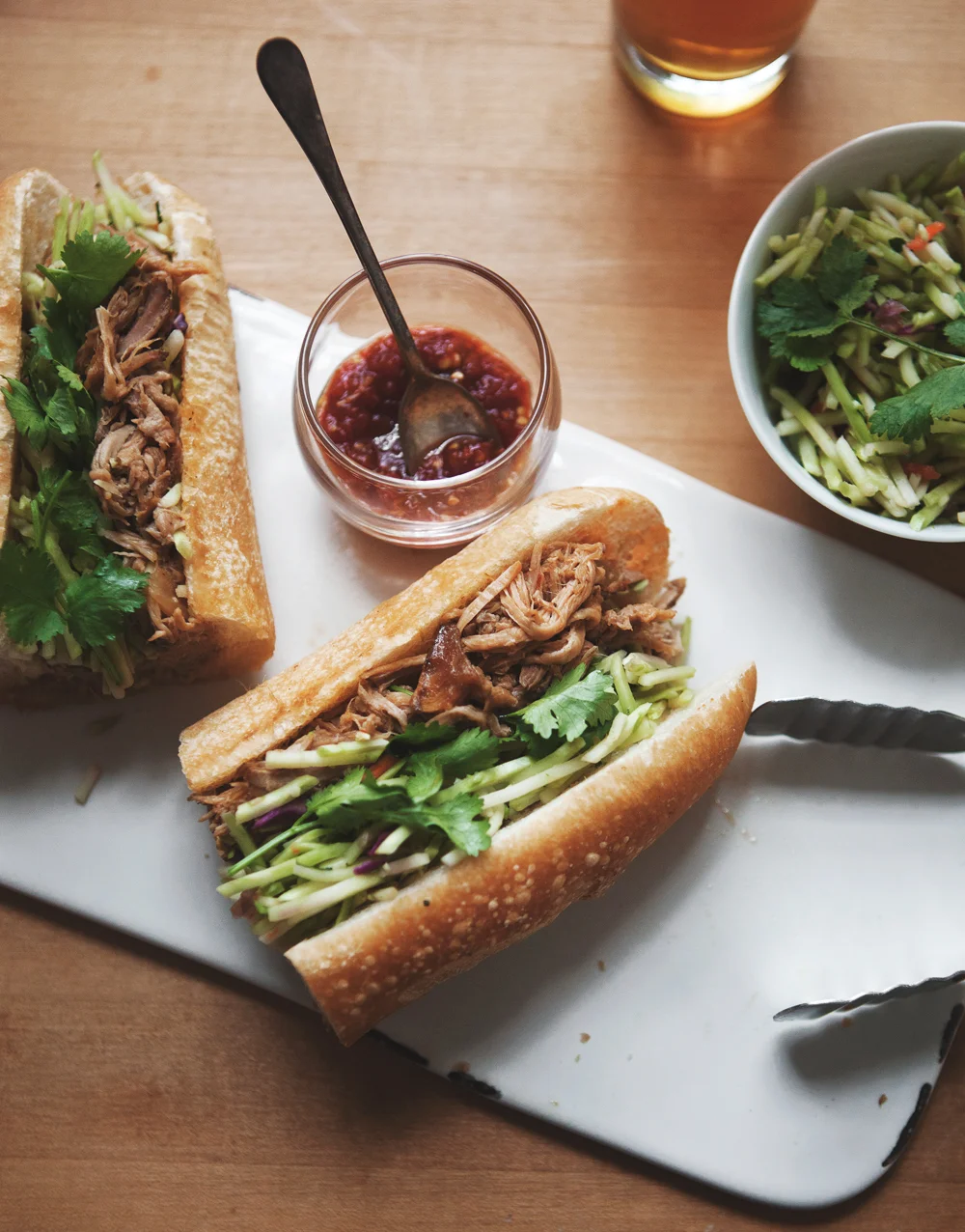 Thai-style-pulled-pork-banh-mi_04.jpg