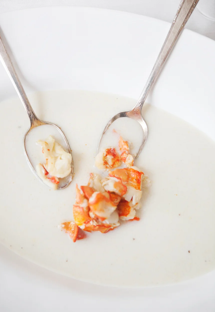 White-Corn-Soup-with-Lobster_02.jpg