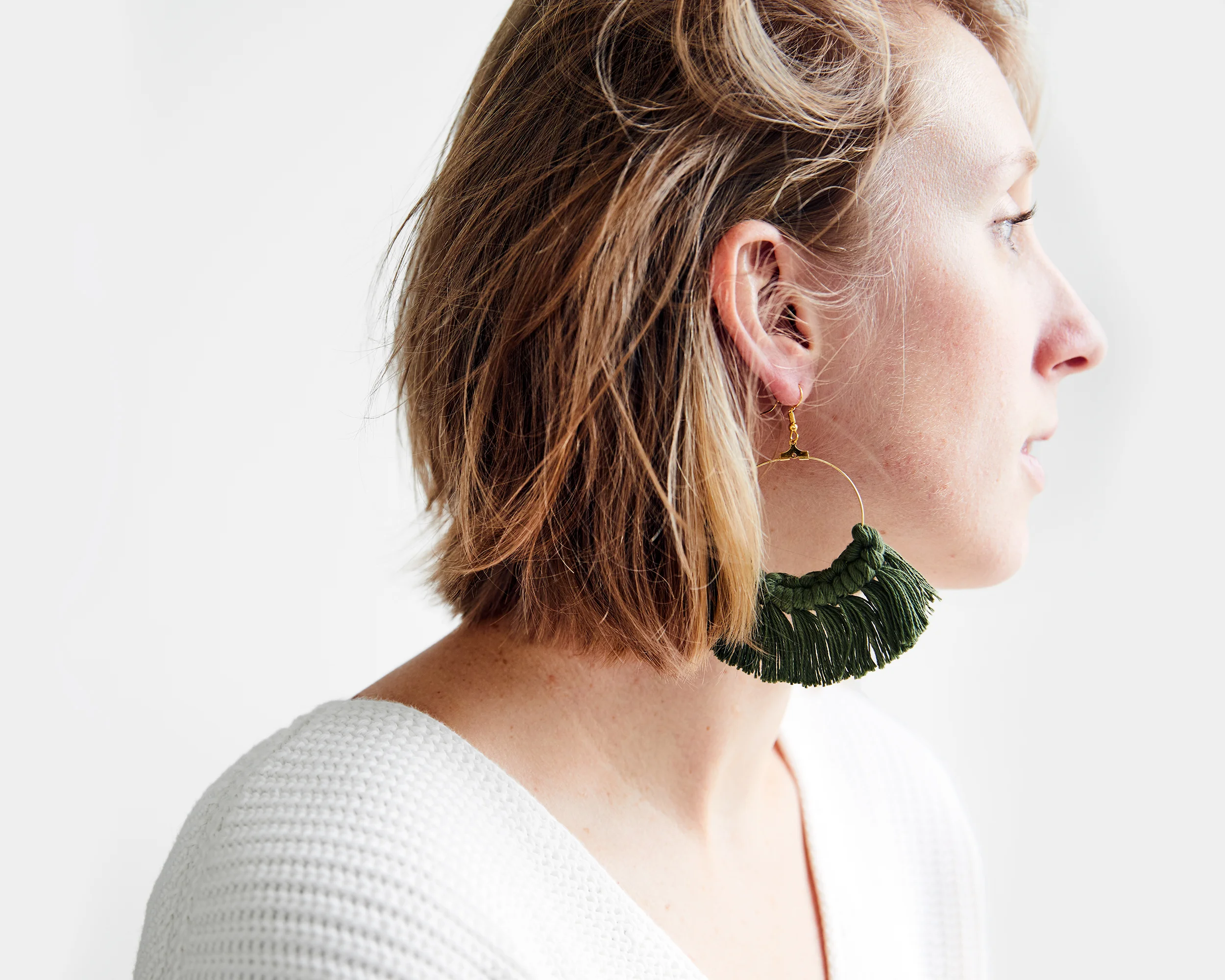 BetterHappierGiftGuide2018_FrayFibers_0316.jpg