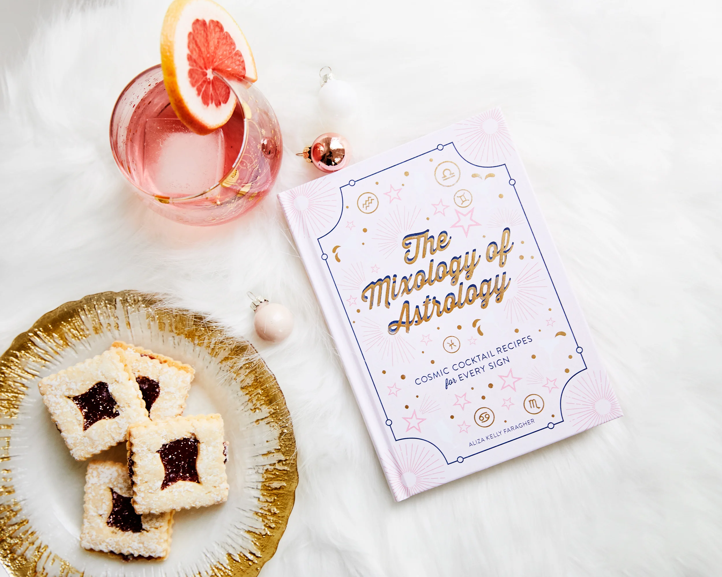 BetterHappierGiftGuide2018_AstrologyCocktails_0285.jpg