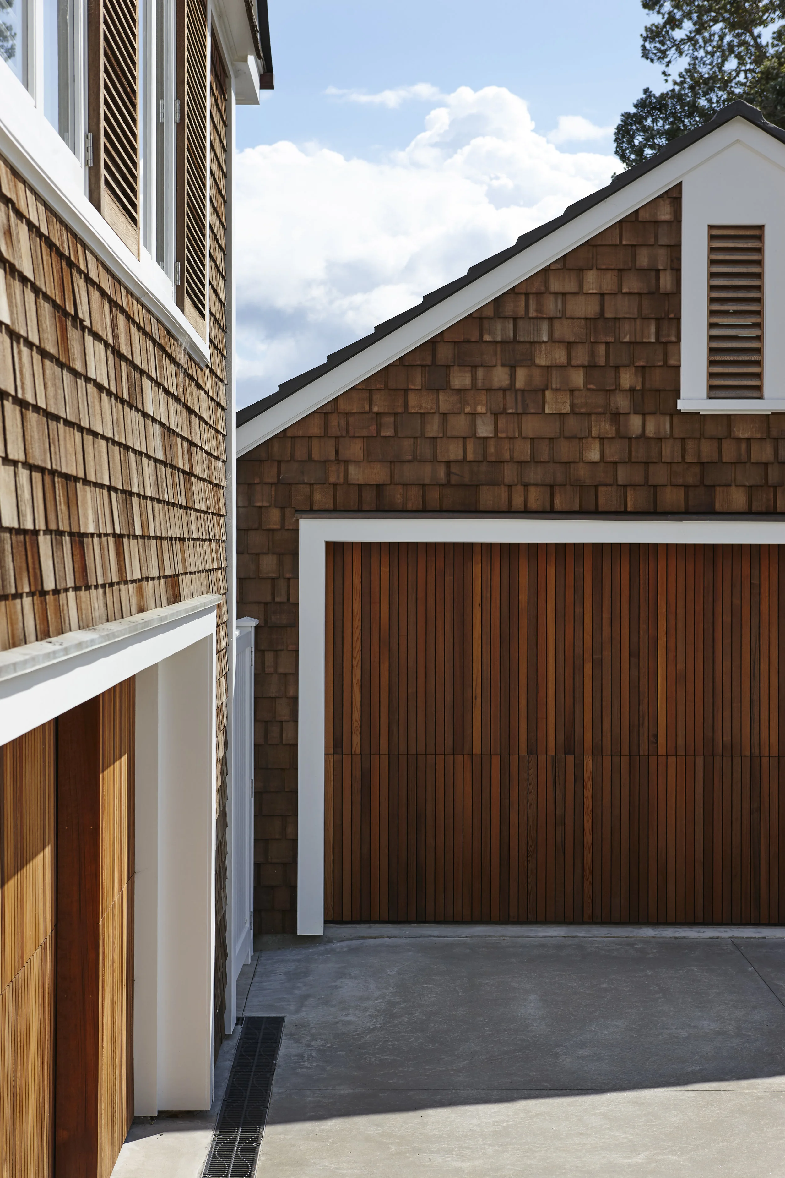 1811-BUREAUX_70 Seaview Rd Exterior_2113x.jpg