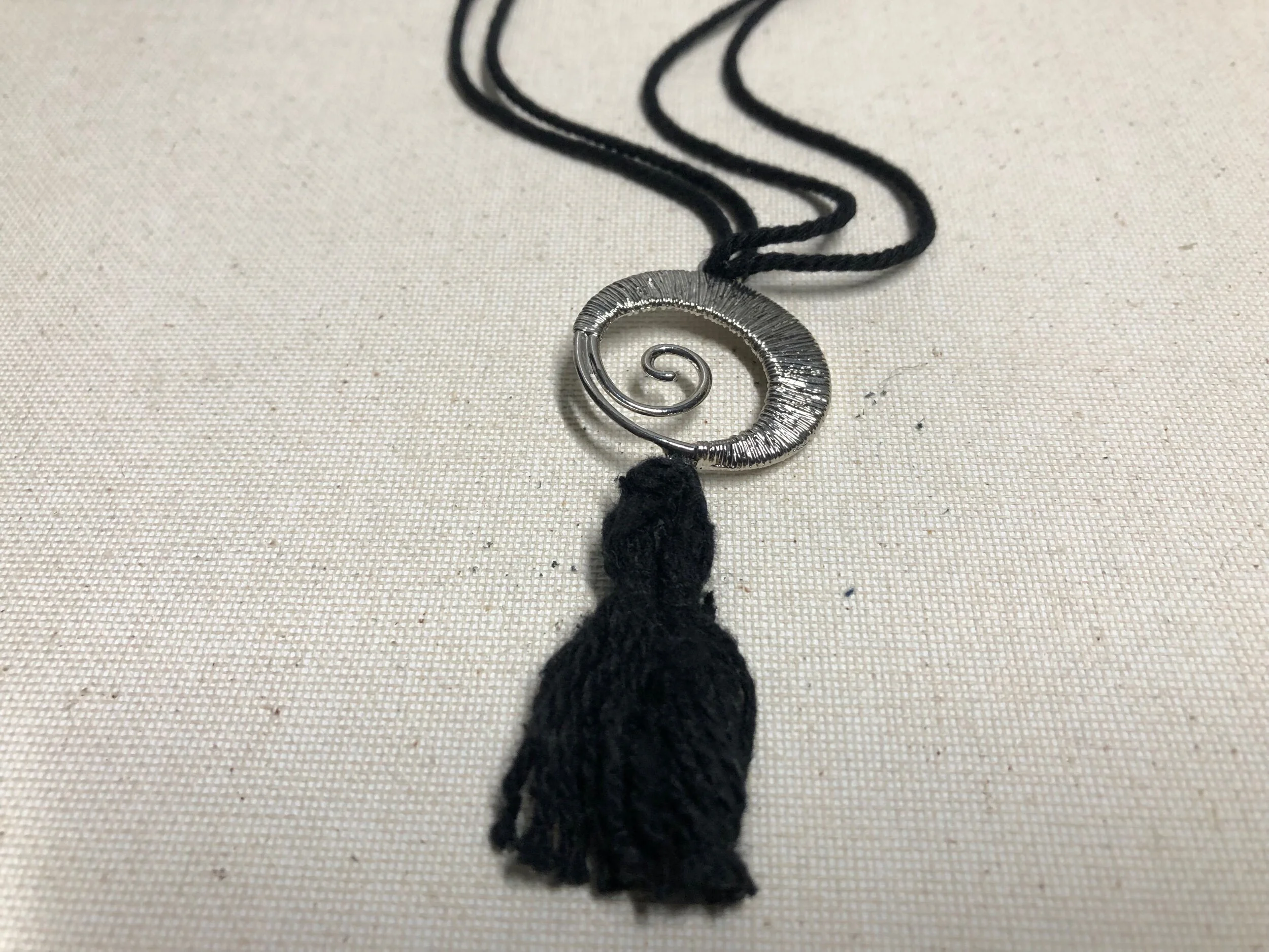 9C80C2AA-CAD7-415D-83F9-46593C81CDE1