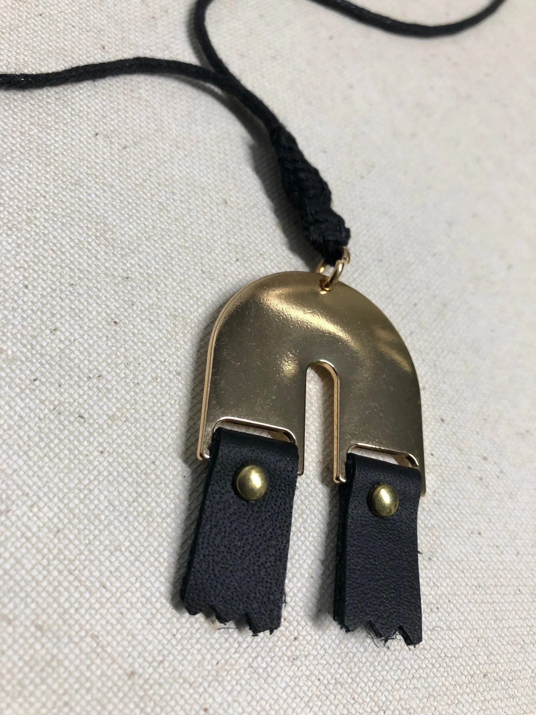 9D73C2B3-1819-4FAD-81AD-7F37EFD4A010