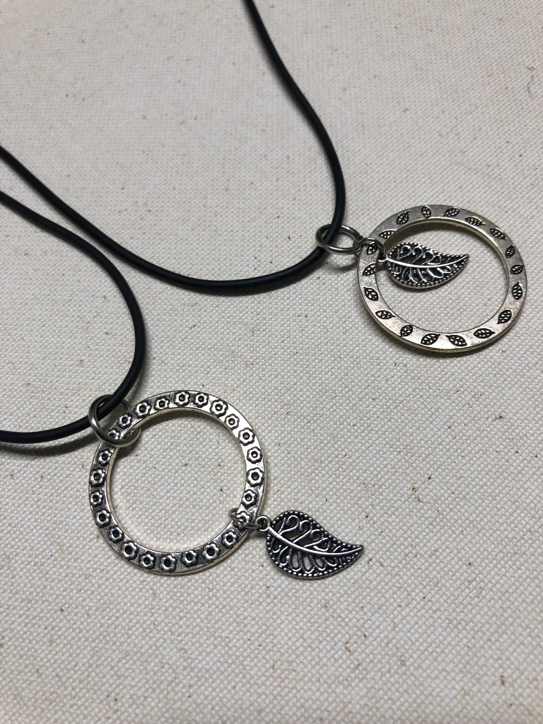 E95863F3-701A-4EF8-B256-58D80179679E