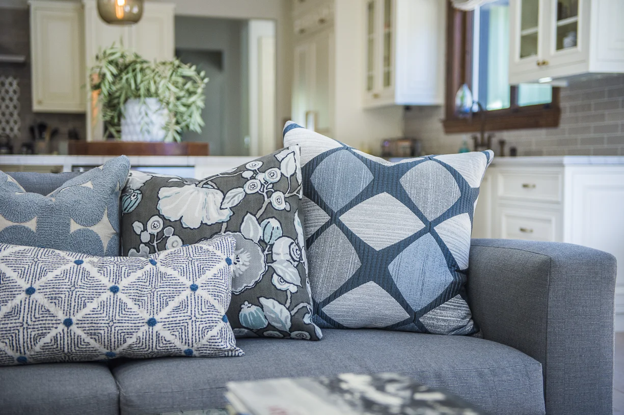 POET PILLOWS
