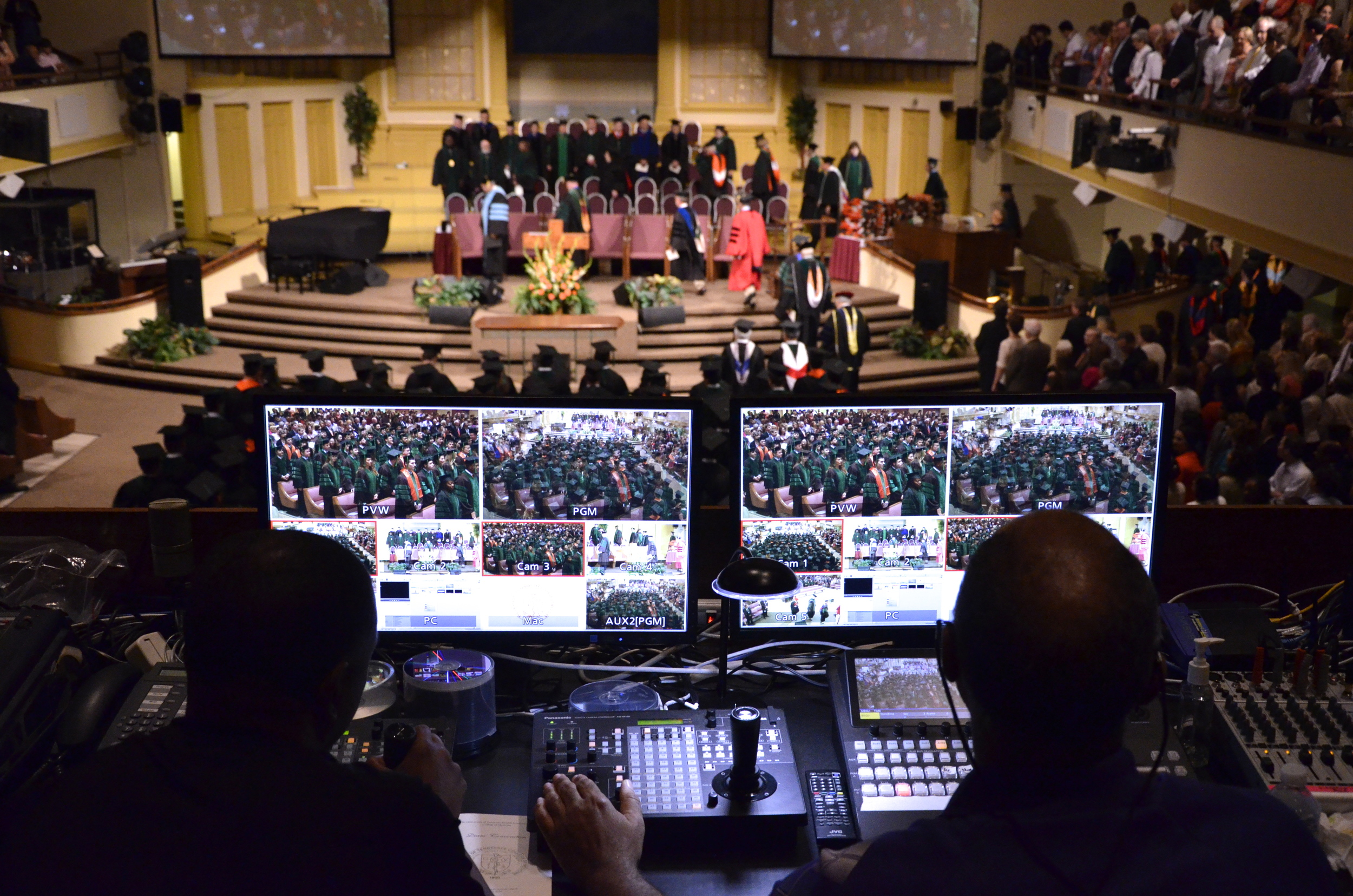 Behind the scene at the 2014 UTHSC College of Medicine Convocation