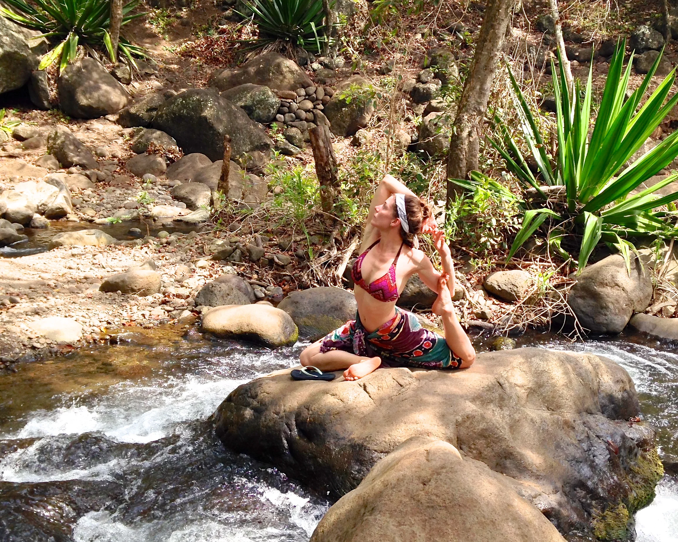 Eka Pada Rajakapotasana, Kalalau Stream