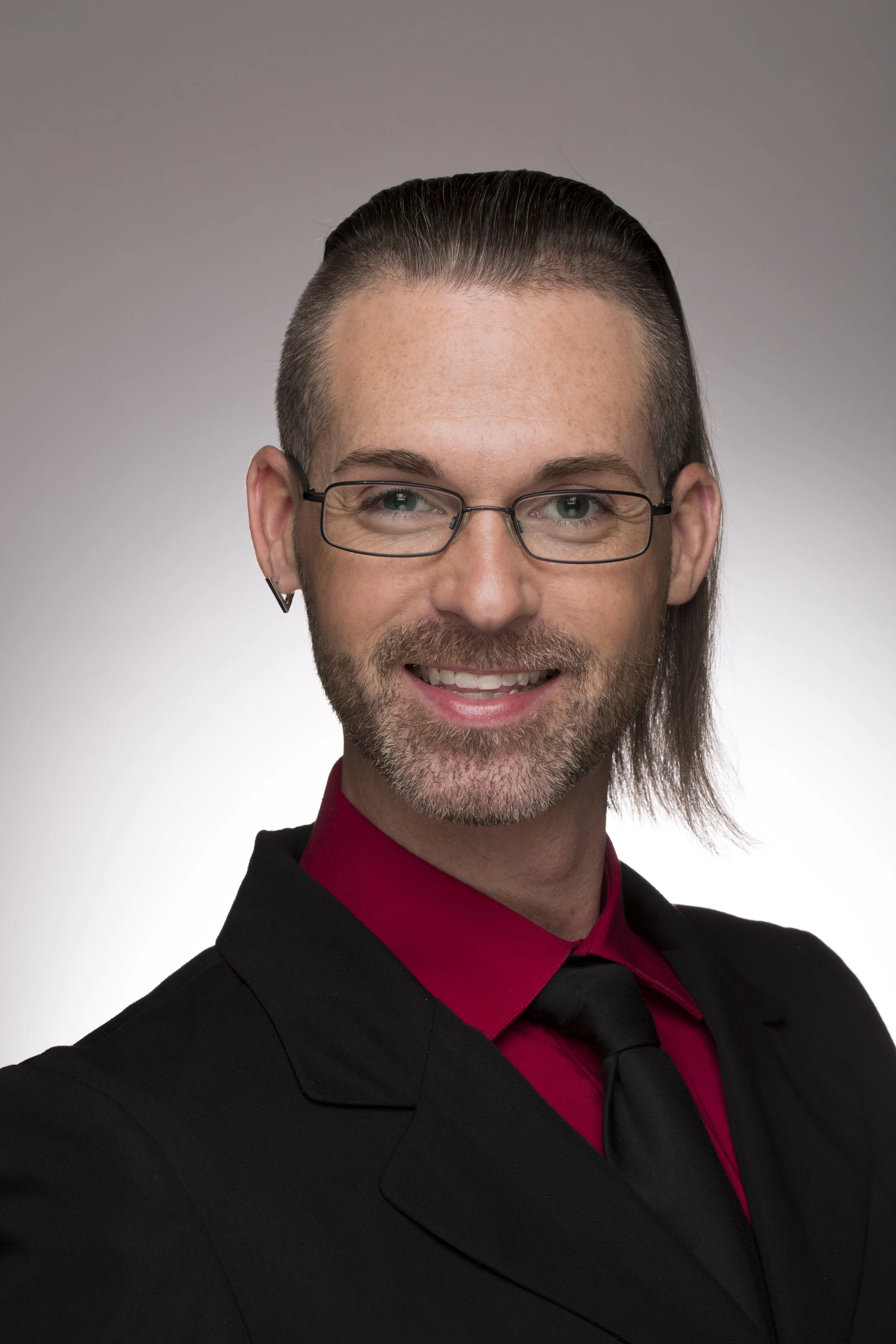 JoshuaRicker_headshot_008~2.jpg