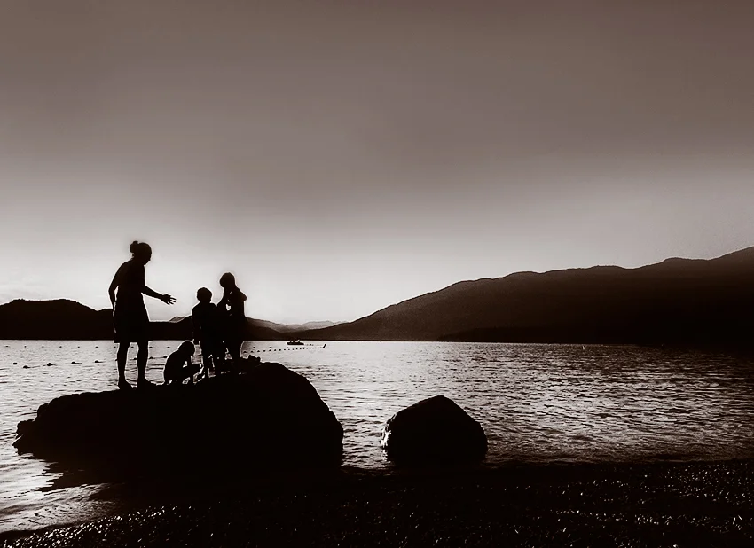 lake 850 px sepia.jpg