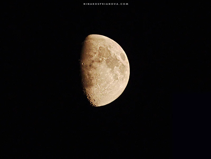 moon august 15 800 px url.jpg