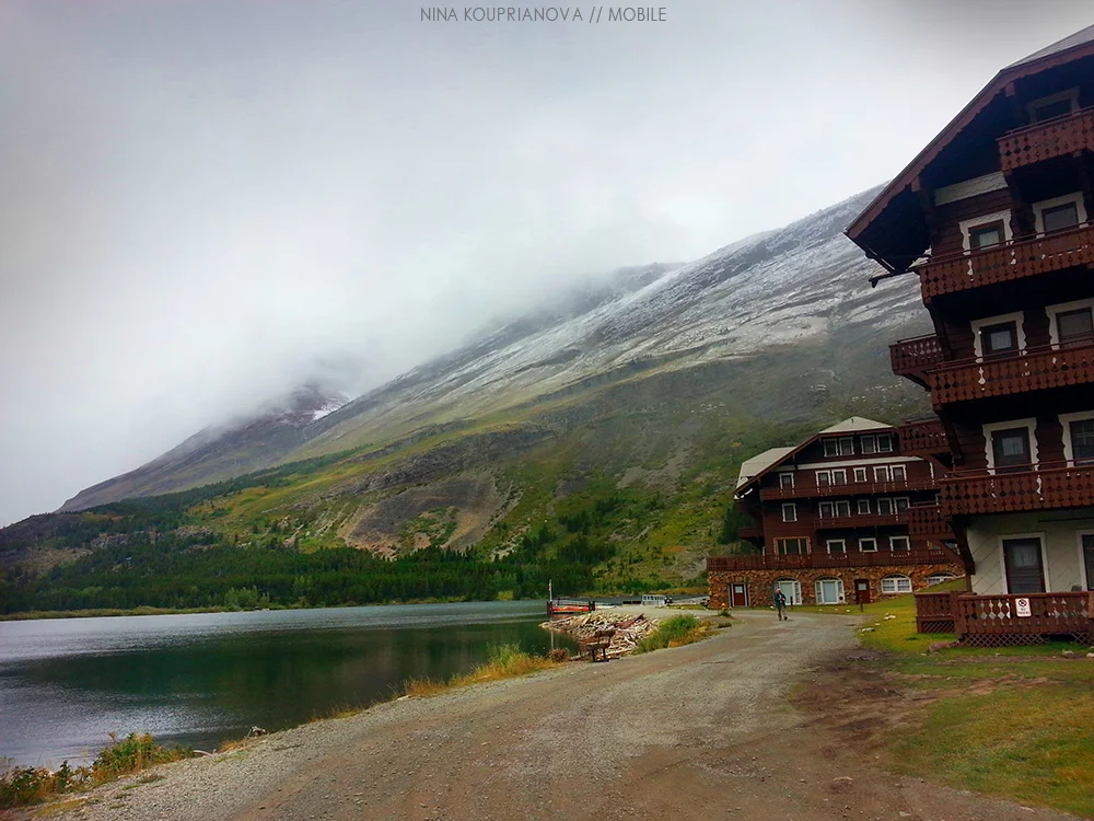 many glacier lake 1000 px.jpg