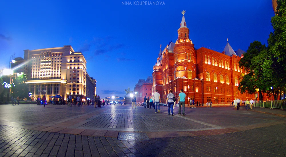 kremlin at night 4 1000 px.jpg