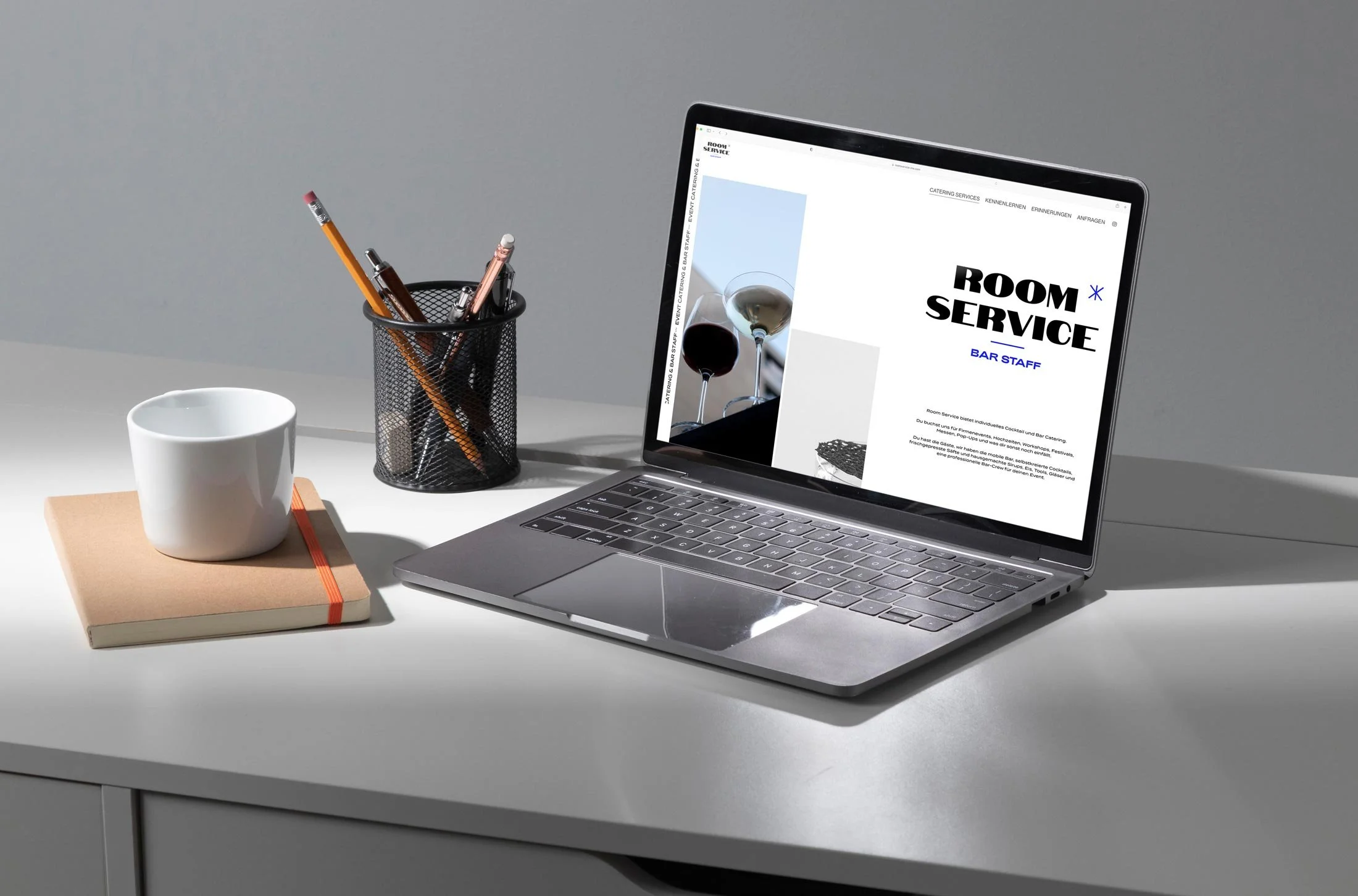 Room-Service-Website-Claudio-Catenazzi-Grafik.jpg
