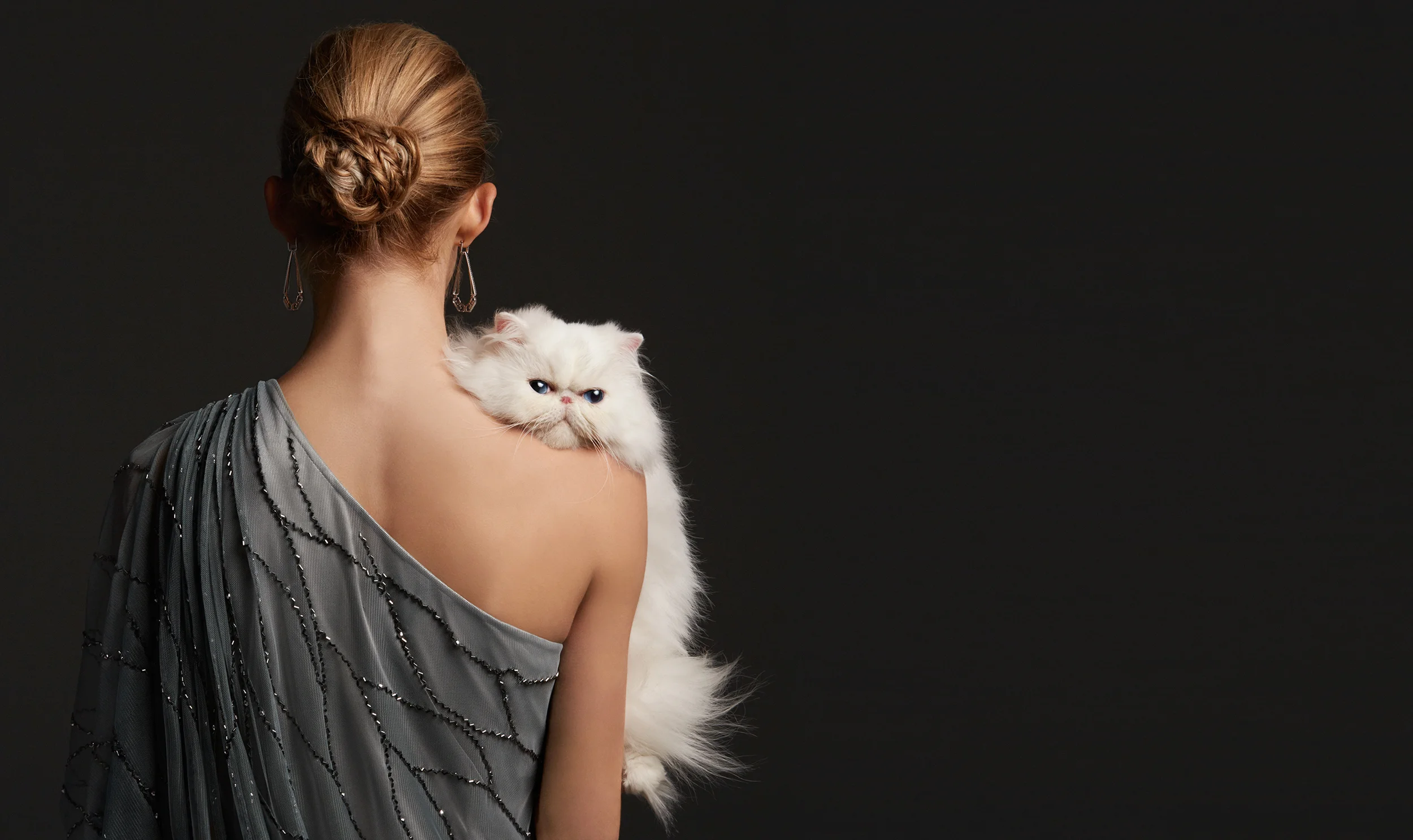 HourHolidayFashion8290.jpg