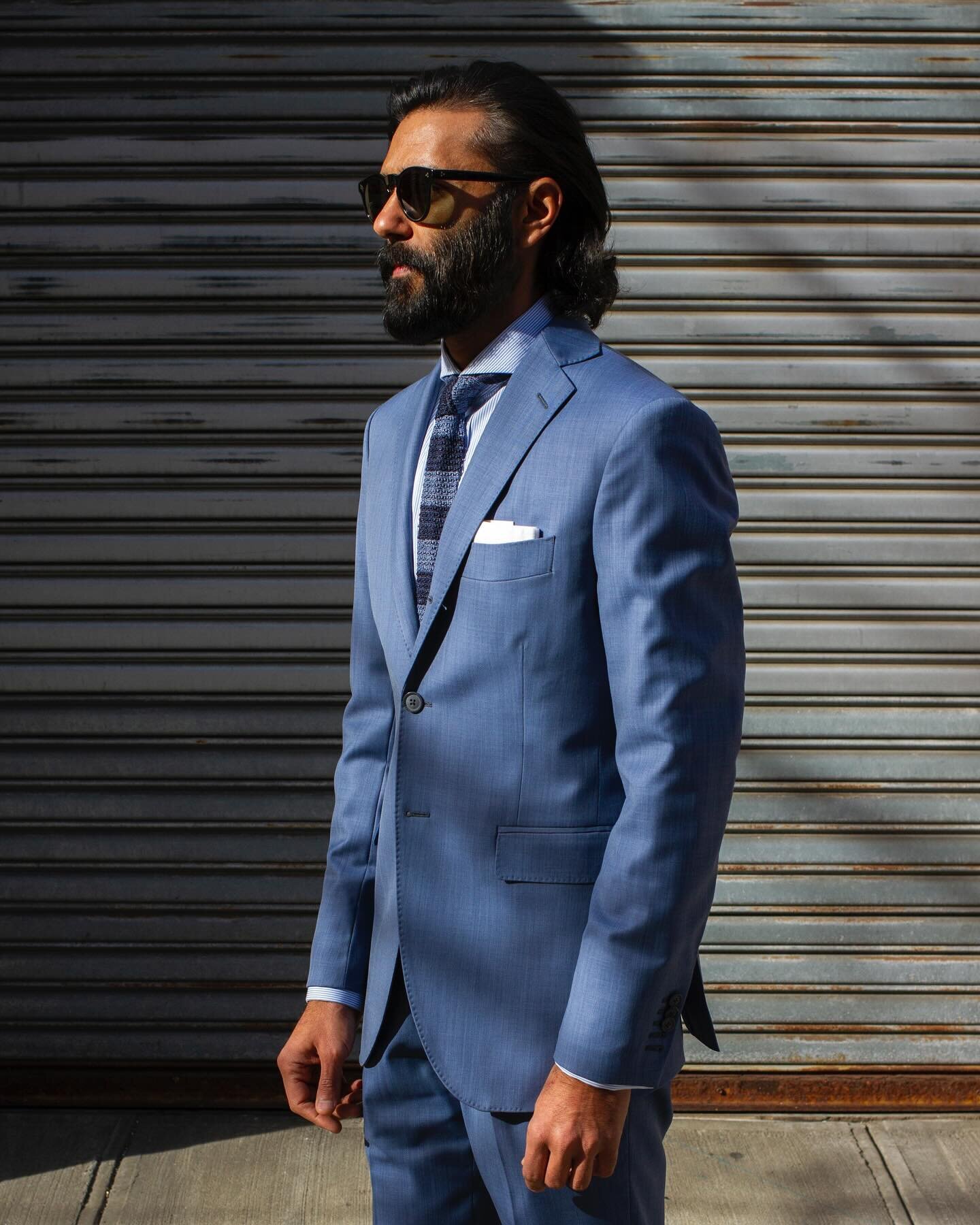 Limited-time offer! Indulge in a 50% discount on our exquisite Super 150s Italian Suiting featuring a versatile Marine Blue in Sharkskin pattern. Upgrade your wardrobe with this lavish deal. 
(Only 21 yards left)

Book your appointment now (link in b