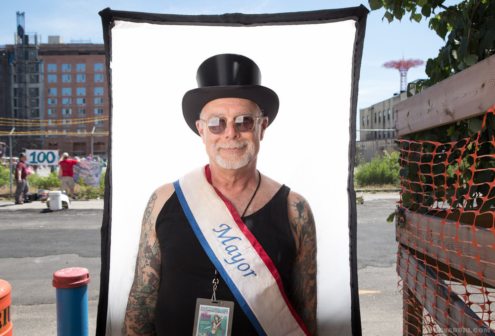 20180616_058_ConeyIsland_MermaidParade.jpg