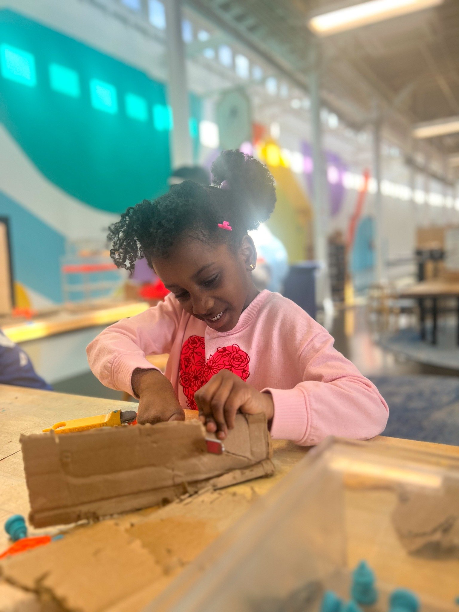 ✨Little Engineer Spotlight✨
.
You&rsquo;re never too young be an engineer 🏗.
.
Create your own structure at our CARDBOARD CONSTRUCTION exhibit. 
#DiscoverWCM 
#WestchesterChildrensMuseum
#WestchesterFamily
#WestchesterKids
#StemEducation
#PlayToLear