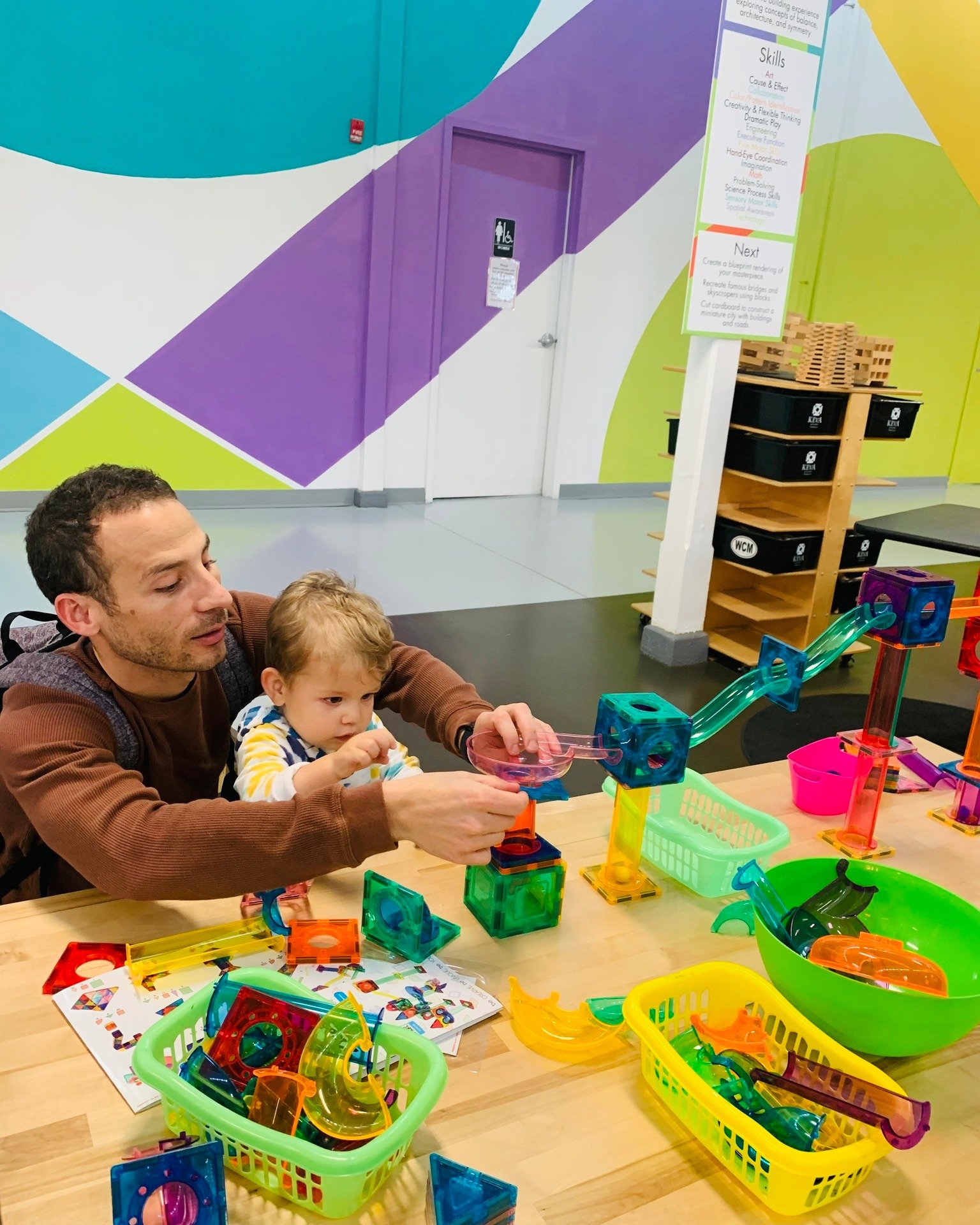 A full weekend of Maker activities, May 18 &amp; 19, 9am - 5pm!  Check out these sneak peek pics of Magnetic Motion, Robo Menagerie, Cardboard Bridges, Kinetic Balance Sculptures, Math Marble Machines, and Hot Glue 101
✨
 #PlayToLearn #WestchesterAct